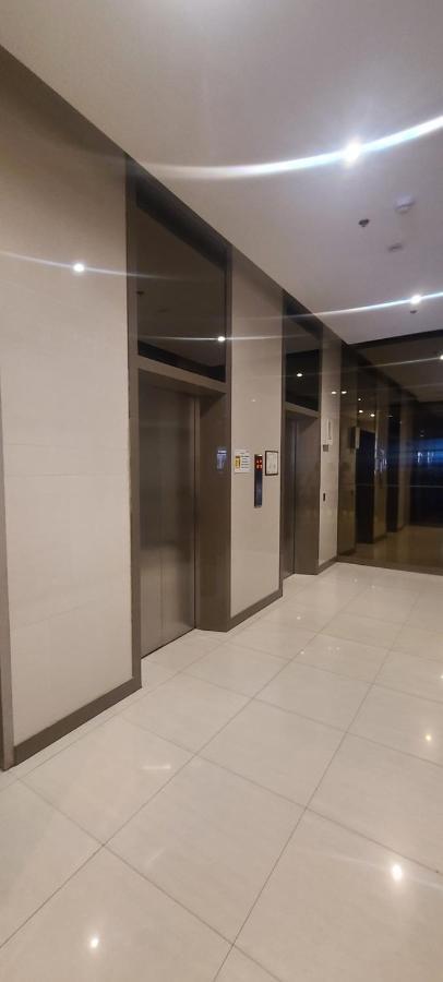 Davao City Avida Tower Free Airport Pick Up For 3 Nights Stay Or More المظهر الخارجي الصورة