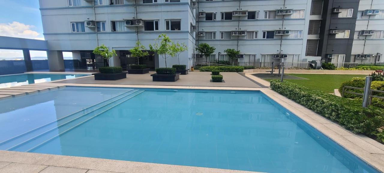 Davao City Avida Tower Free Airport Pick Up For 3 Nights Stay Or More المظهر الخارجي الصورة